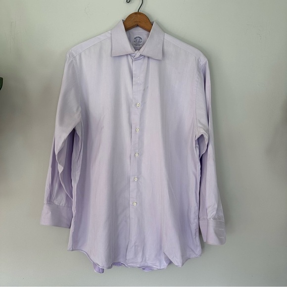 Brooks Brothers Egyptian Cotton Woven in Italy Made in USA Pale Lavender Sz 33 - Picture 1 of 12
